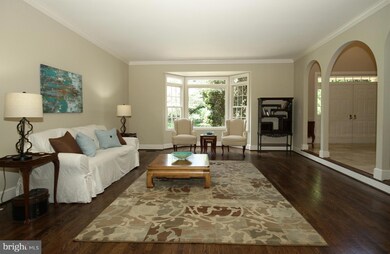 1207 Tottenham Ct, Reston, VA 20194 - photo 3