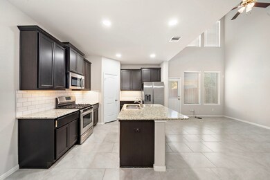 3435 Harvest Meadow Ln, Rosenberg, TX 77471 - photo 3