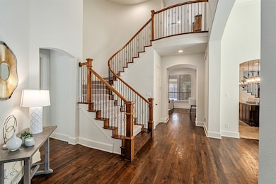 2209 Lady Cornwall Dr, Lewisville, TX 75056 - photo 3