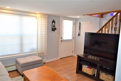 2-livingroom