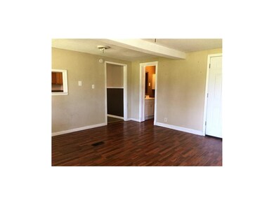 Unit 2 - living room 16 x 13
