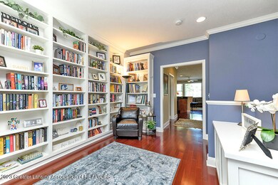 Library/Office