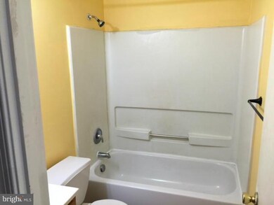 8511 Pioneer Dr, Severn, MD 21144 - photo 5