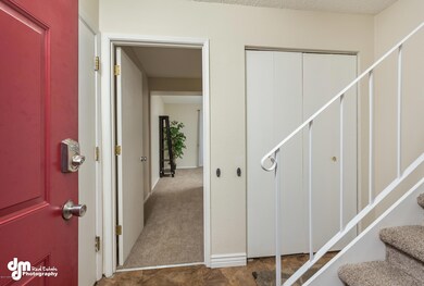 Entryway 7042-FULL