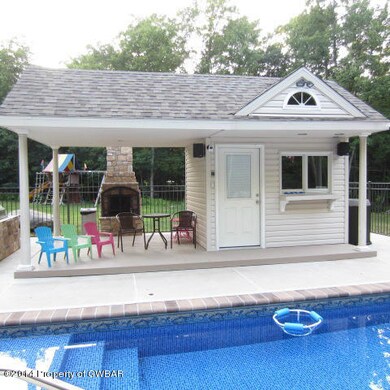 Pool House