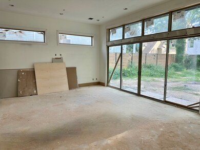 617 E 6th 1 2 St, Houston, TX 77007 - photo 5