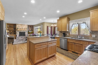 6445 Pheasant Hills Dr, Hugo, MN 55038 - photo 6