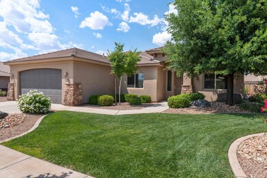 135 E Gold Bullion Way, Washington, UT 84780 - photo 2
