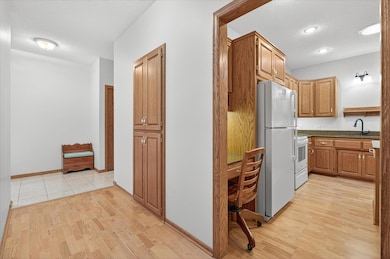 9365 Tewsbury Bend, Osseo, MN 55311 - photo 4