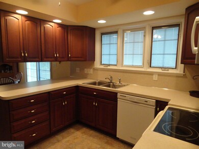 409 Weinsteiger Rd, Bechtelsville, PA 19505 - photo 5