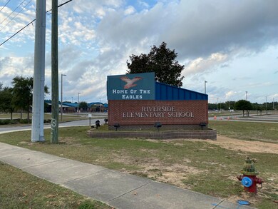 337 Flounder St, Crestview, FL 32539 - photo 4