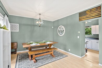 509 Factory St SE, Orting, WA 98360 - photo 5