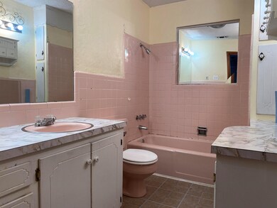 506 Johnson Ave, Wake Village, TX 75501 - photo 6