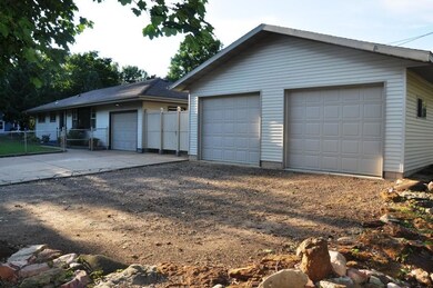 1706 Virginia Ln, Eau Claire, WI 54703 - photo 4