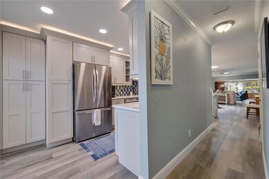 156 Boca Ciega Point Blvd S, Saint Petersburg, FL 33708 - photo 7