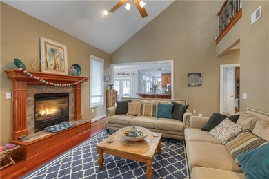 14710 S Hallet St, Olathe, KS 66062 - photo 5