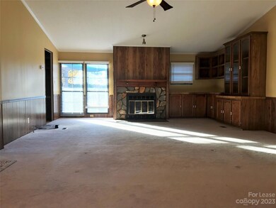 186 Longview Rd, Statesville, NC 28625 - photo 4