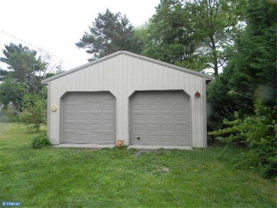 698 Mearns Rd, Warminster, PA 18974 - photo 2