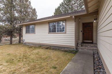6446 NW Lynch Ln, Redmond, OR 97756 - photo 2