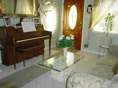 10213 Garwood Ct, El Paso, TX 79925 - photo 3