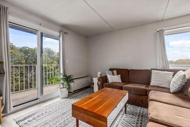 Captain Cove's Condominiums unit 720, Quincy, MA 02169 - photo 3