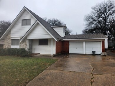 1032 Ferndale Ave, Azle, TX 76020 - photo 3