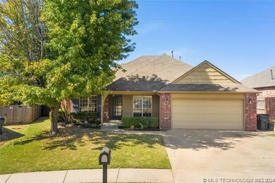 11906 S Juniper Ct, Jenks, OK 74037 - photo 4