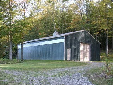 Stable/Barn 2008 Pole Barn (40  X 60