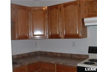 123 N 2nd St, Allentown, PA 18101 - photo 2
