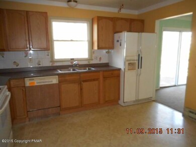 7025 Vista Dr, Tobyhanna, PA 18466 - photo 2