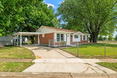 2605 12th St, Columbus, IN 47201 - photo 3