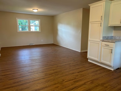 505 E 3rd St, Perryville, KY 40468 - photo 5