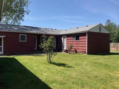 3558 Table Rock Rd, Medford, OR 97504 - photo 2