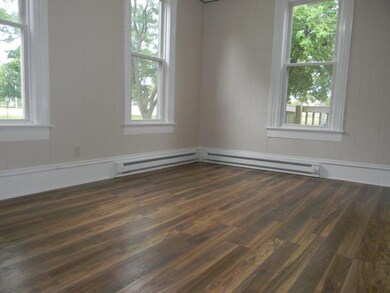 203 S 3rd Ave, Chenoa, IL 61726 - photo 2