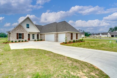 174 Bearing Way-4
