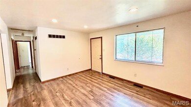 1252 Redman Blvd, Saint Louis, MO 63138 - photo 6