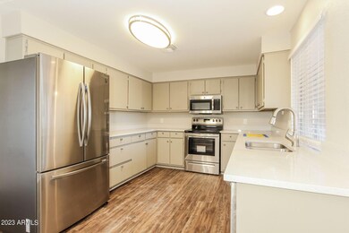 5523 W Mission Ln, Glendale, AZ 85302 - photo 7