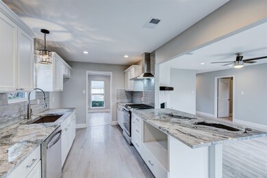 4011 Saratoga Dr, Houston, TX 77088 - photo 4