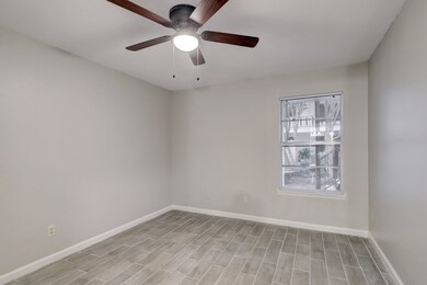 1645 W Main St unit 3, Houston, TX 77006 - photo 6