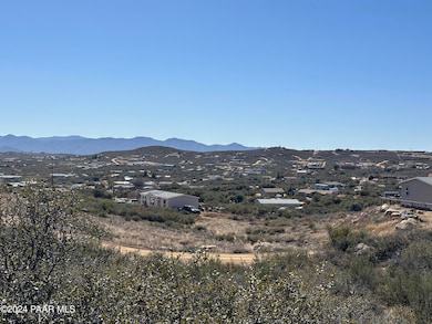 17930 E Hunter Ln, Dewey-Humboldt, AZ 86327 - photo 4