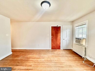 4534 Avondale St unit 2, Bethesda, MD 20814 - photo 6