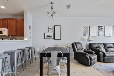 2296 Sunset Bluff Dr, Jacksonville, FL 32216 - photo 5