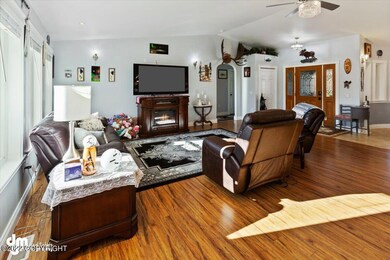 05-Living Room SM_4244