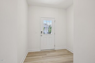 917 Kensley Grove Ln unit 31, Fuquay-Varina, NC 27526 - photo 5