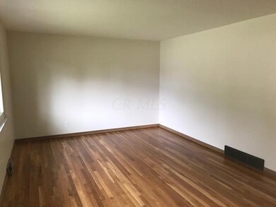 1058 Bernhard Rd, Columbus, OH 43227 - photo 5