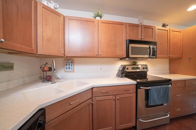 721 Whitcomb St unit A, Kalamazoo, MI 49008 - photo 6