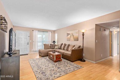 1424 W Temple Place, Chandler, AZ 85224 - photo 2