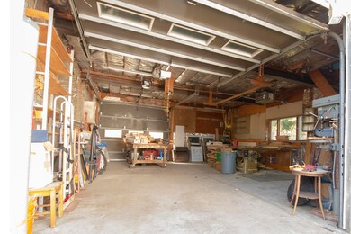 13 Mcclellan St, Lisbon, ME 04250 - photo 3