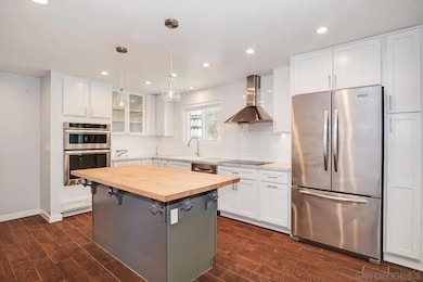 540 Hawthorn St unit 2E, San Diego, CA 92101 - photo 2