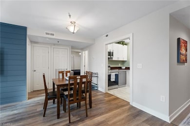 315 N Spruce St unit 304, Winston Salem, NC 27101 - photo 6